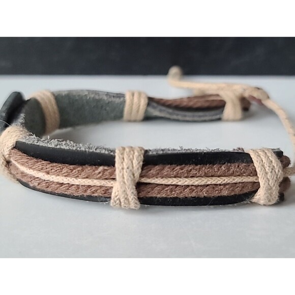 Zodiac Scorpio Leather Adjustable Bracelet Vintage - Picture 4 of 10